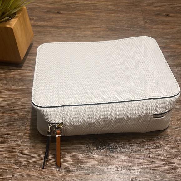 Estée Lauder makeup bag - Picture 3 of 6